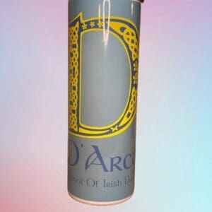 A can of drink with the letter d on it.